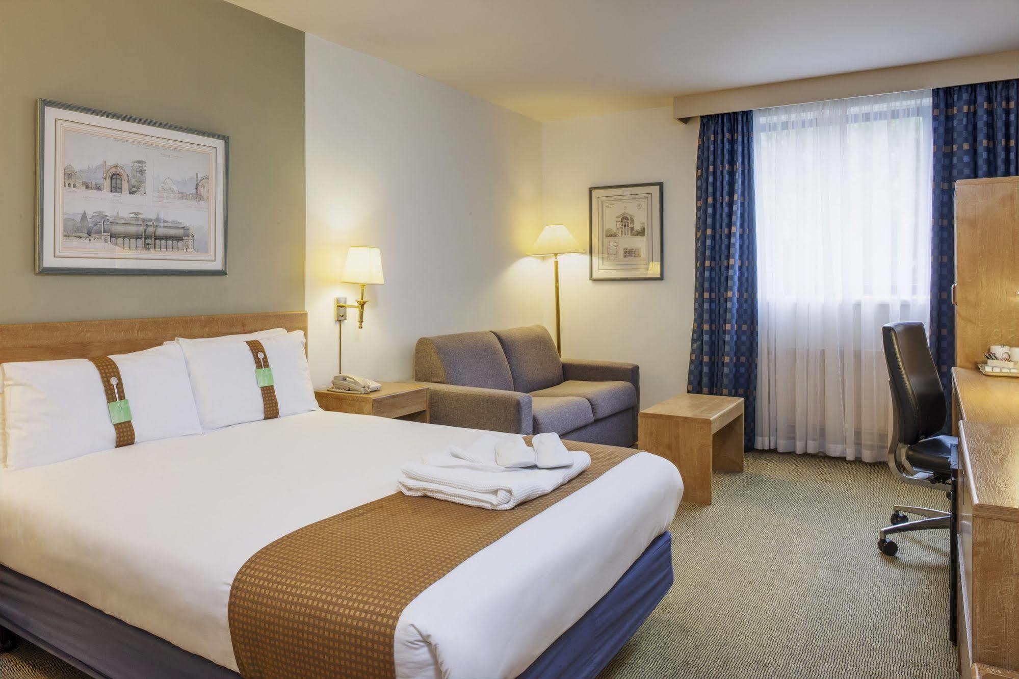 Holiday Inn Warrington By Ihg Exteriér fotografie