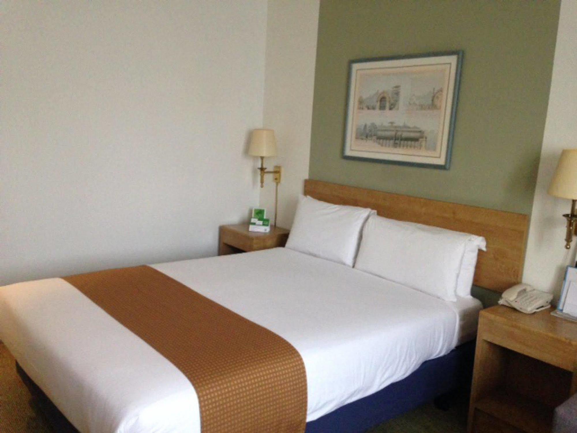 Holiday Inn Warrington By Ihg Exteriér fotografie